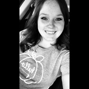 Meet your Posher, Bethani